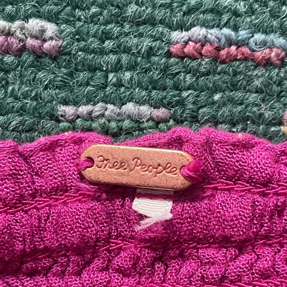 Free people pink puff sleeve top - Picture 3 of 3